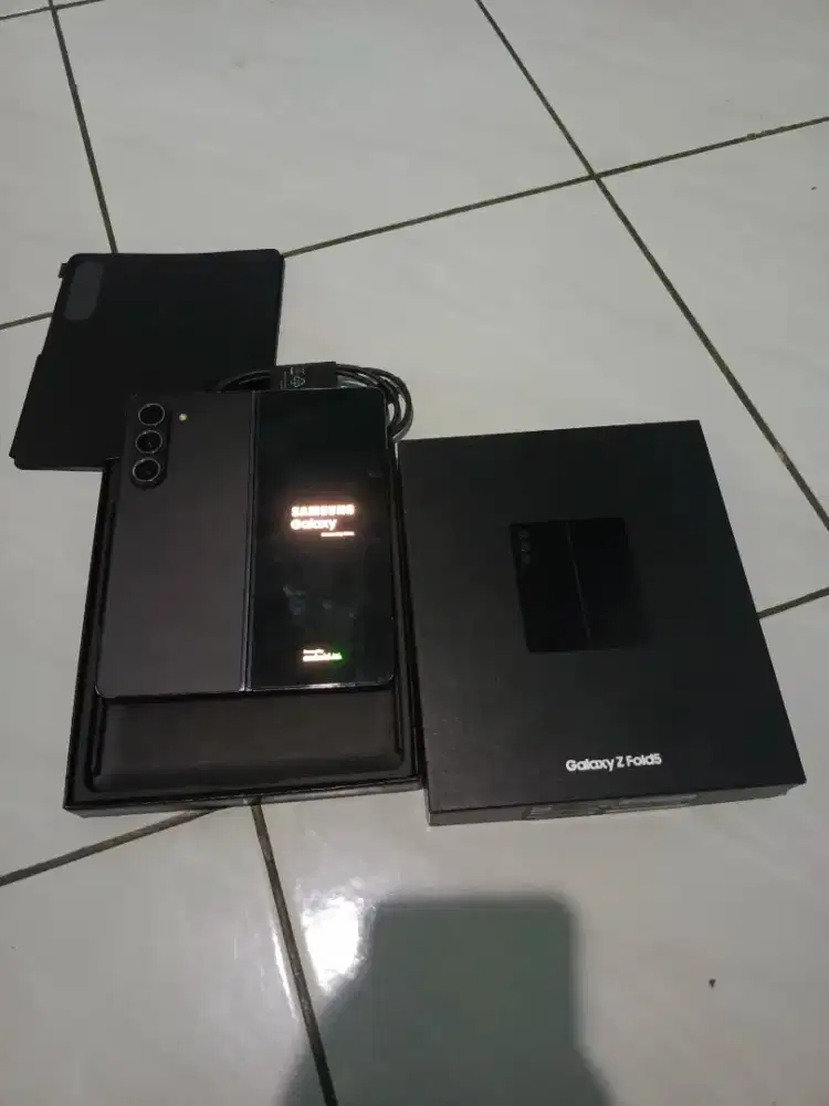 Samsung z fold 5 ram 12/256 gb second sein