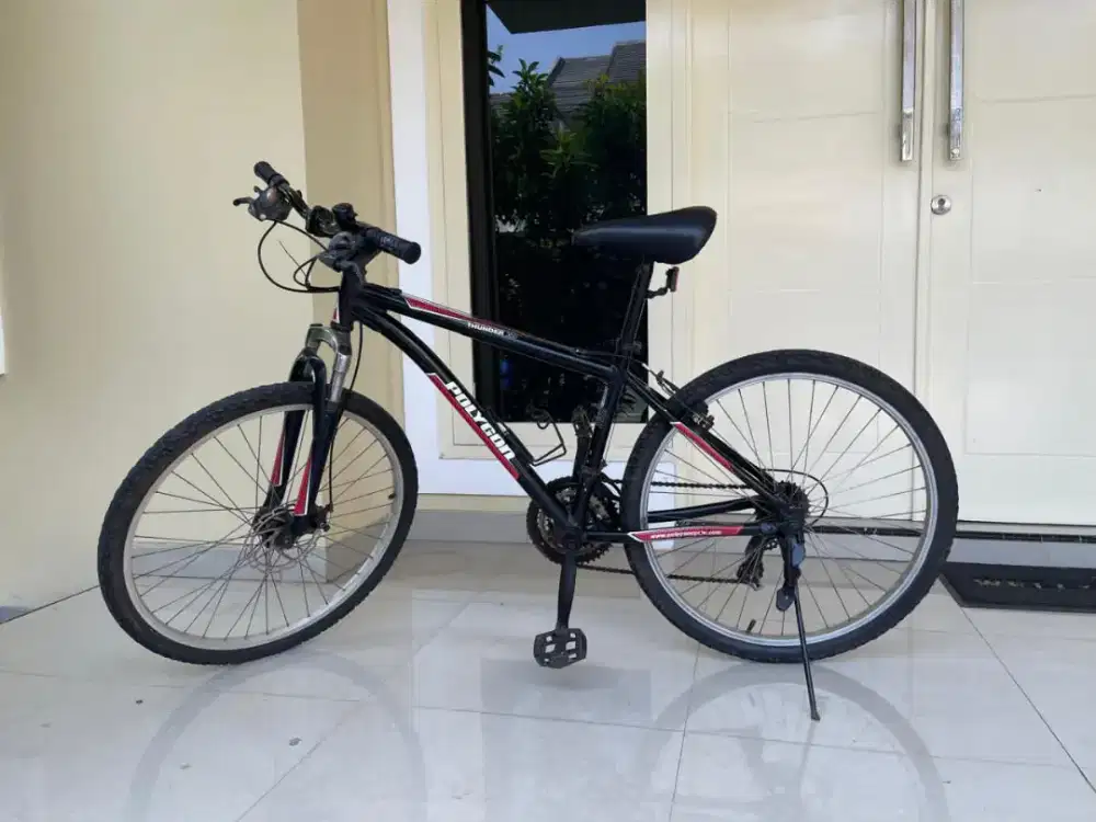 Sepeda Gunung Polygon Thunder 300 cakram uk 26