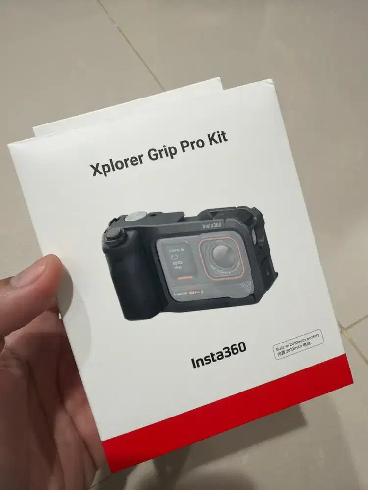 insta 360 - xplorer grip pro kit