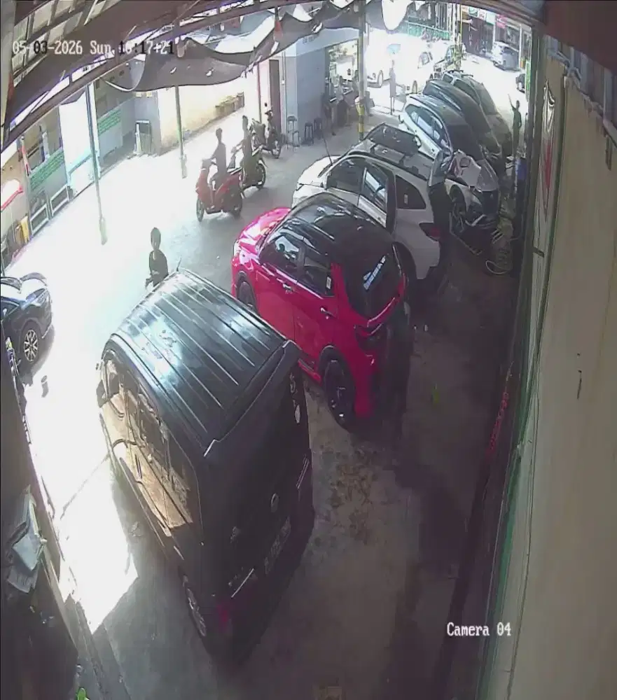 Di butuh kan tukang cuci steam mobil dan motor, langsung kerja.