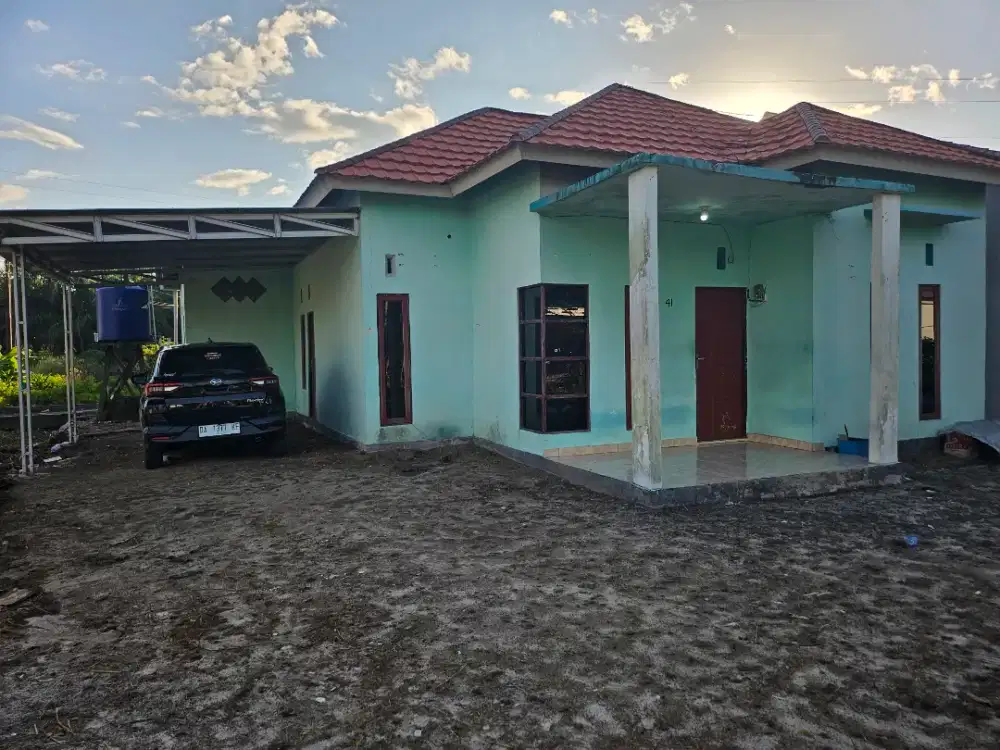 Disewakan rumah lokasi strategis