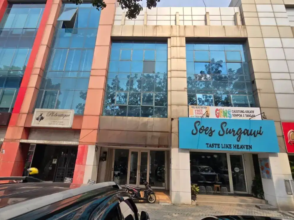 Disewakan Ruko Tiga Lantai Murah Cocok Komersial/Kantor di Kebayoran Arcade  Bintaro Jaya Sektor 7