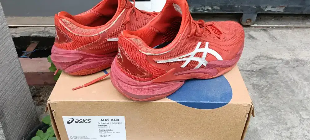 Sepatu tenis tennis asics court ff3  size 42,5