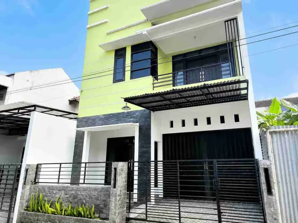 Rumah 2 Lantai Tengah Kota Strategis Dekat Sekolah Puhua Purwokerto