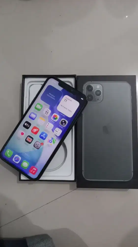 iPhone 11 Promax 64gb DualSim on Fullset