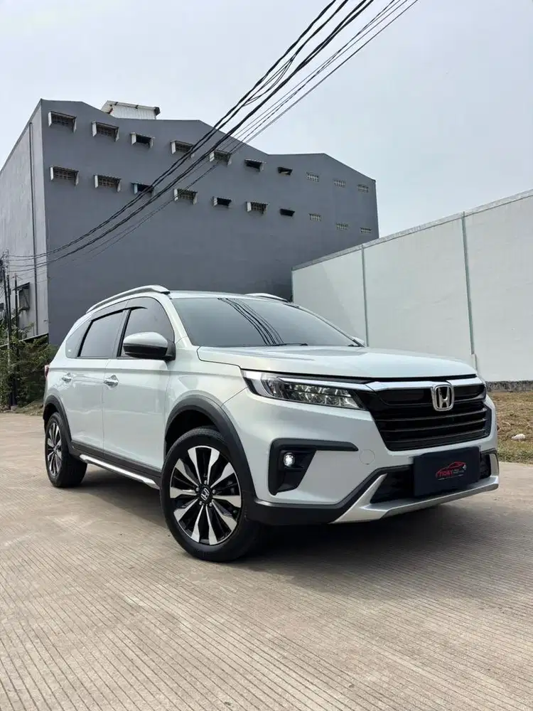 Honda BRV 1.5 Prestige CVT 2022 ( Putih Metalik )
