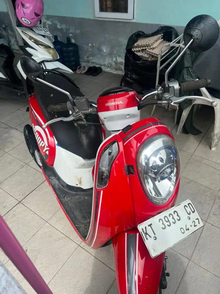 Motor scoopy tahun 2017 (milik sendiri)