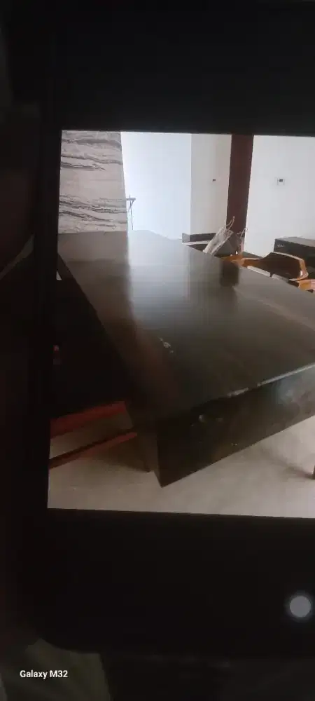 Meja kayu trembesi