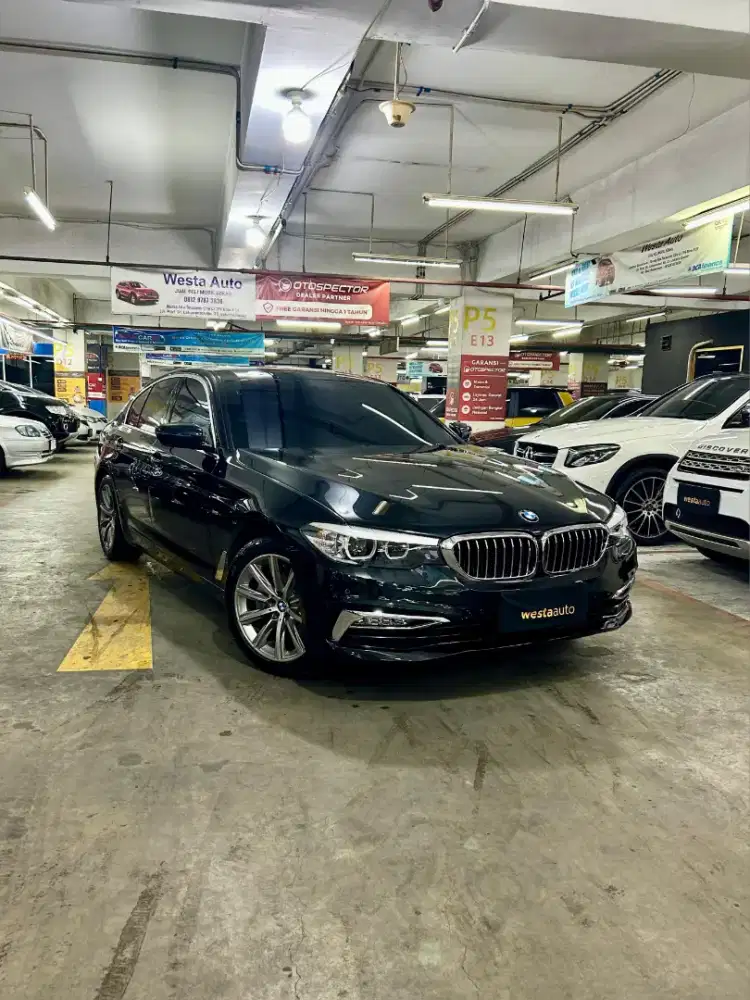 ODO 39rb BMW 520i Luxury G30 AT 2019 nik 2018 Terawat