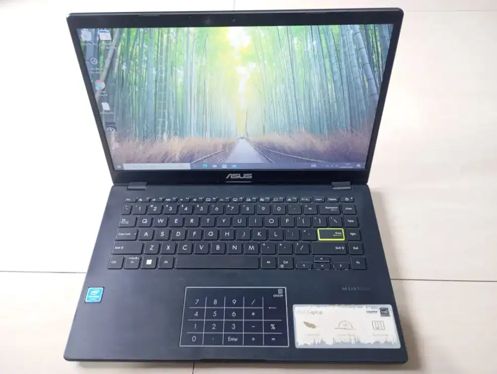 Asus e410 Intel n4020 ram4gb ssd128gb 14inch