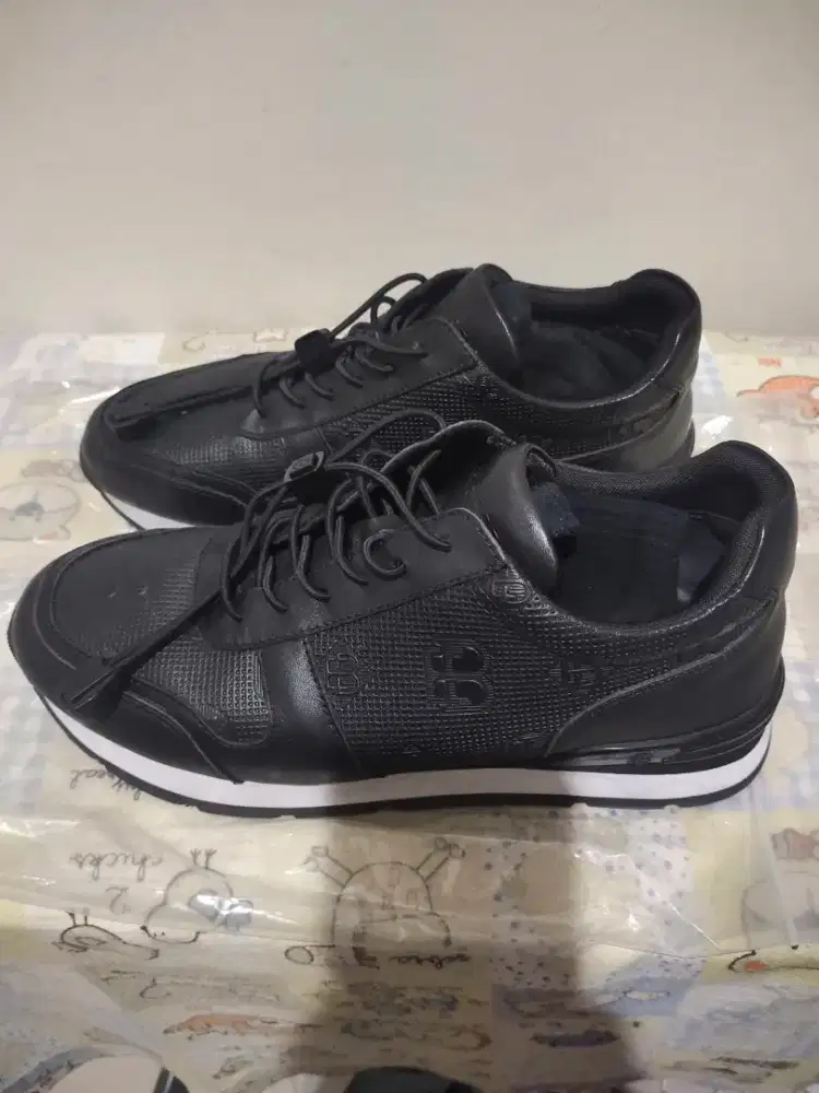 Sepatu pria everbest EM62 sneaker