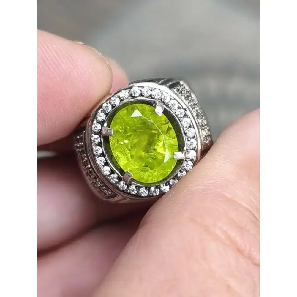 Batu peridot Burma 4.23 carat ring perak memo GLI