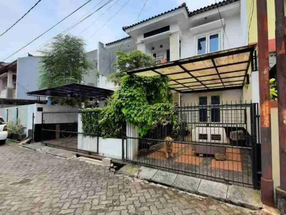 jual rumah dalam komplek bukit cirendeu indah pisangan Tangsel
