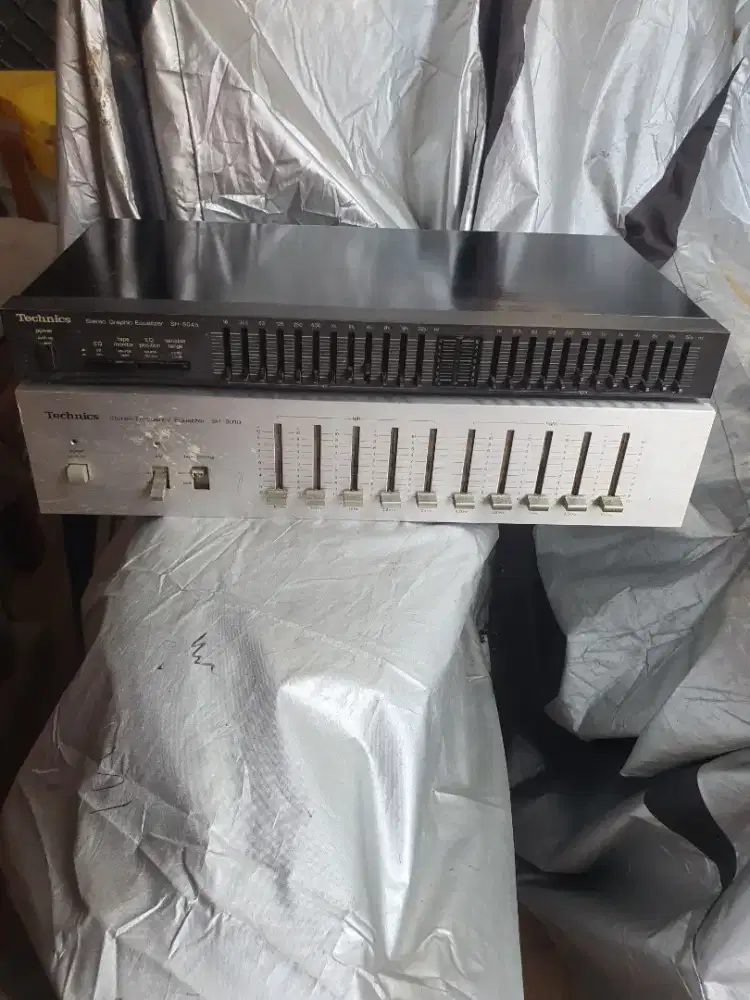 Di Jual 2 Unit Equalizer Technics SH-8045A dan SH-8010