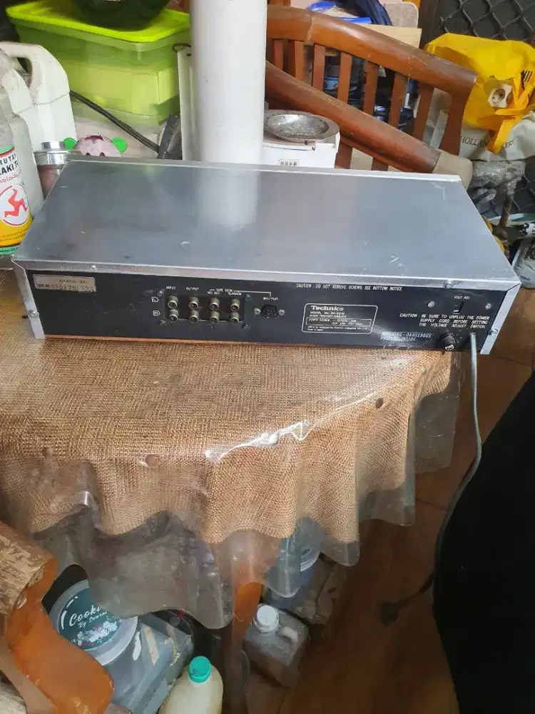 Di Jual 1 Unit Equalizer Technics  SH-8010
