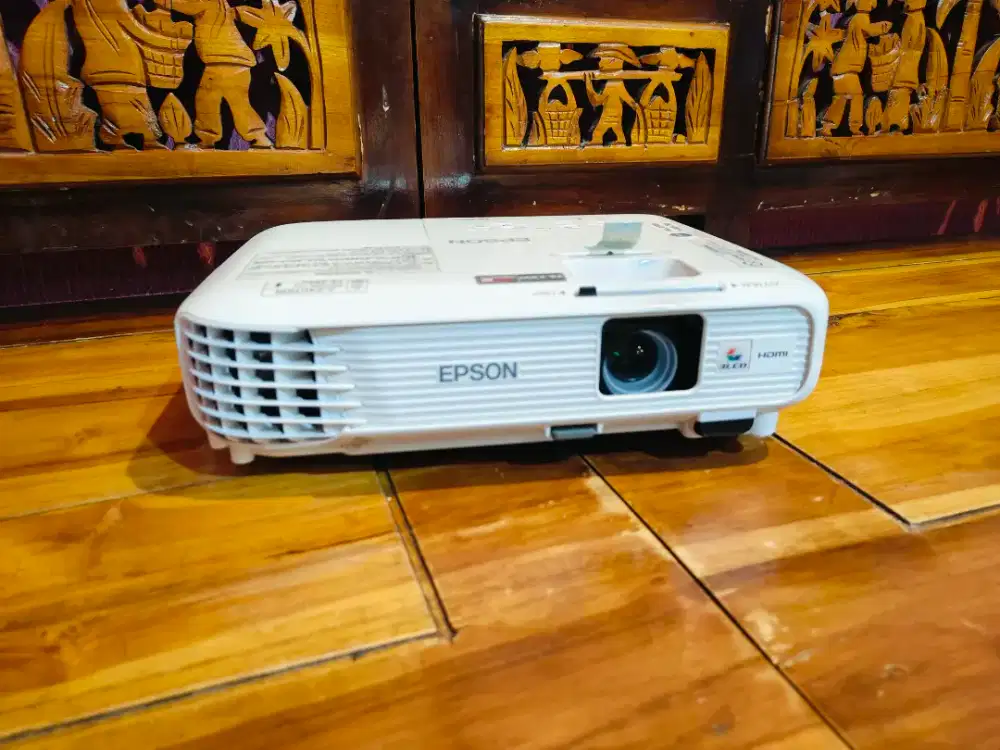 Proyektor Epson Eb-X300 HDMI Normal Warna Tajam Segel