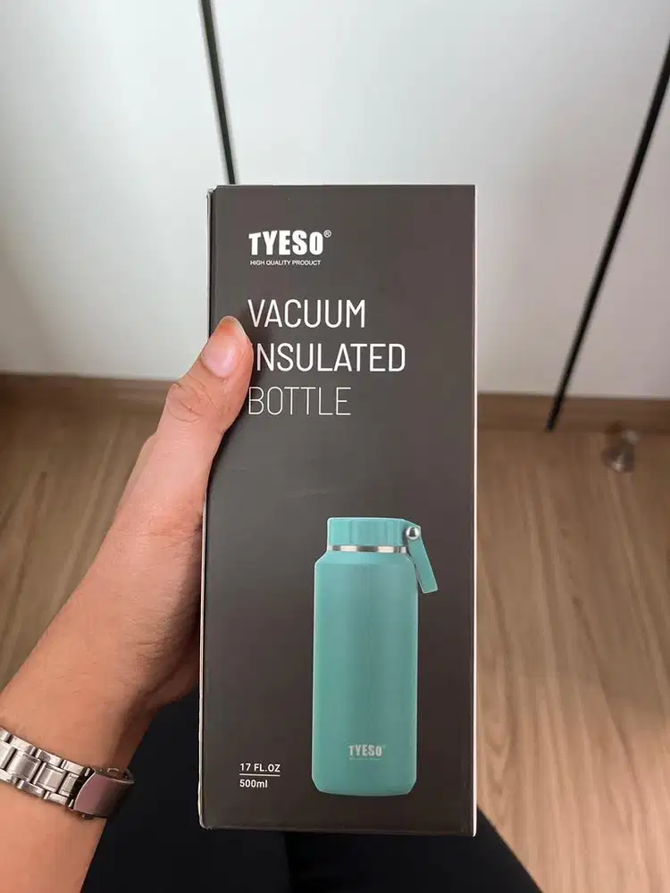 Tumbler/tremos  tyeso