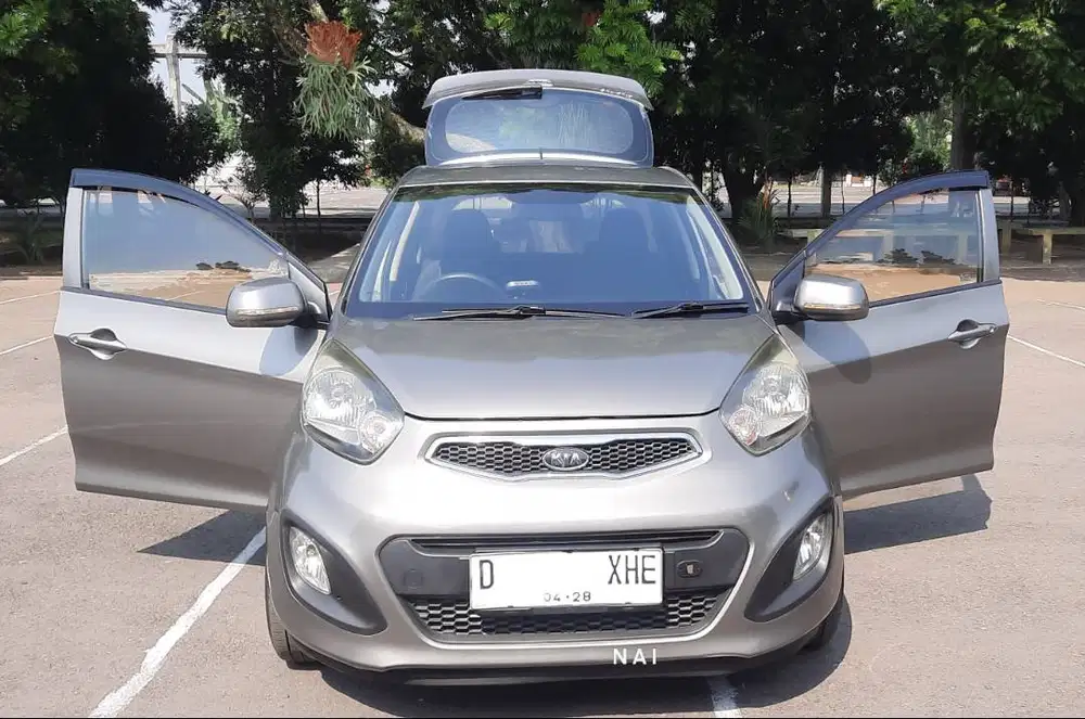 NEW PICANTO SE 1.2 MT 2012 ABU MURAH MULUS TERAWAT