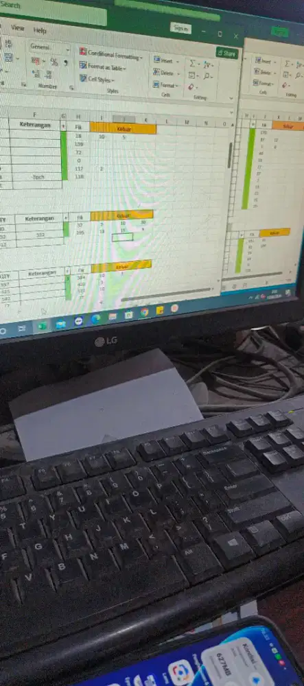 Teknisi computer dan jaringan internet