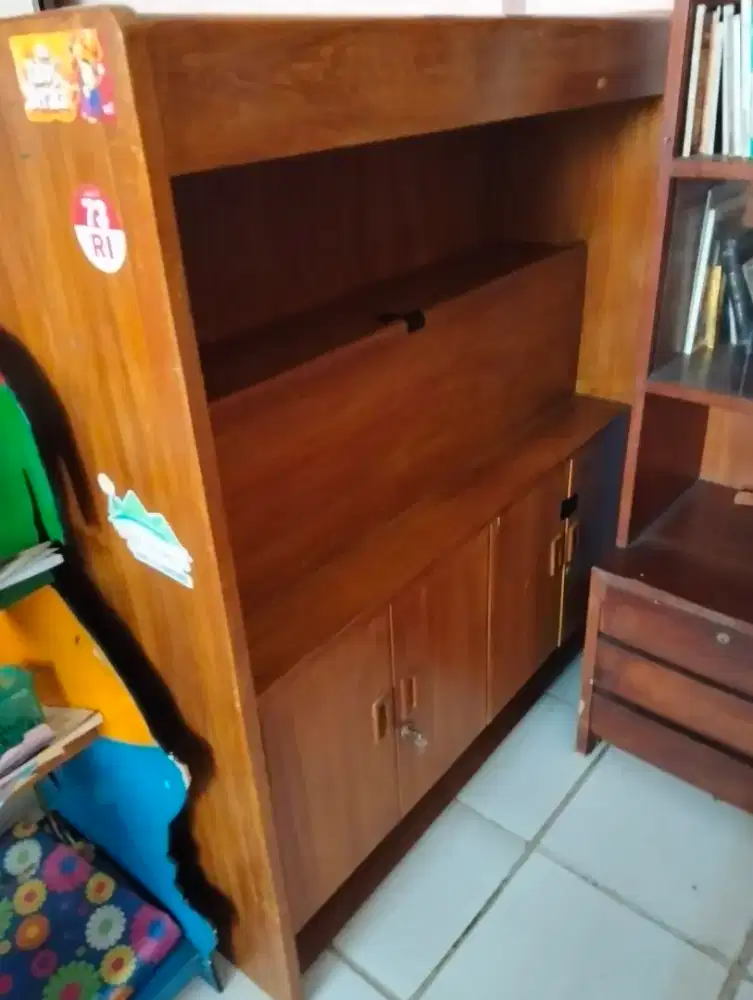 Meja belajar kayu jati
