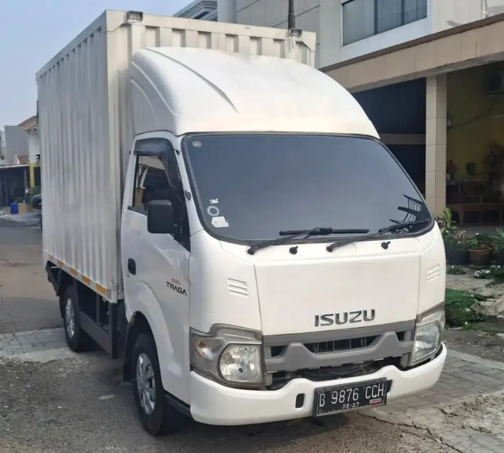 Isuzu traga box 2022