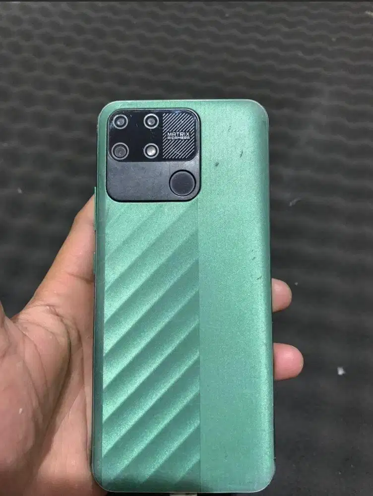 realme narzo 50a 4/64 batre 6000mah