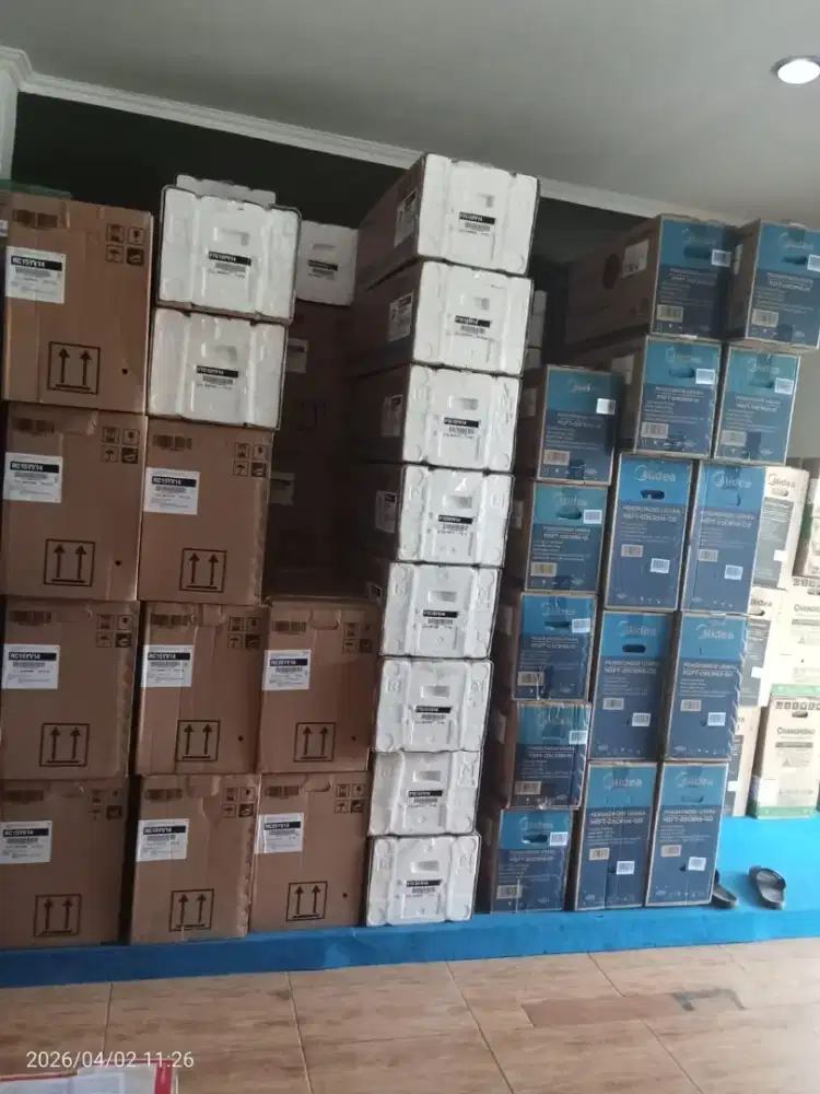 AC Midea 1/2 PK New