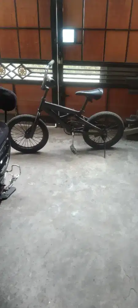 sepeda anak ring 16 bekas kondisi siap pakai