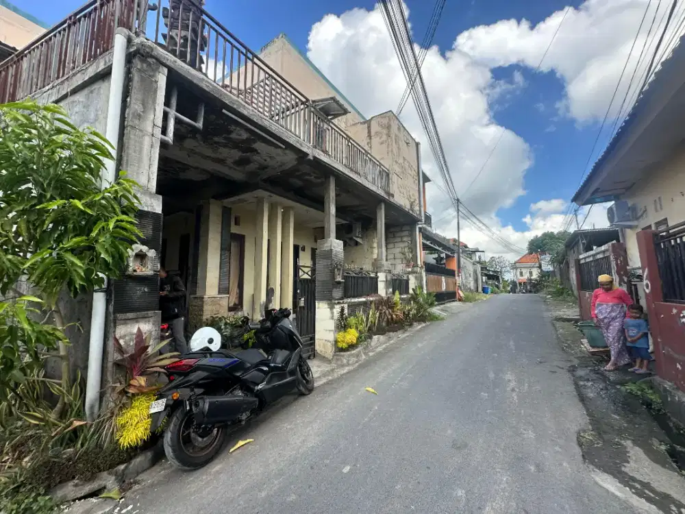 Rumah lantai 2 di Kwanji Dalung dekat Kebo Iwo Denpasar Bali