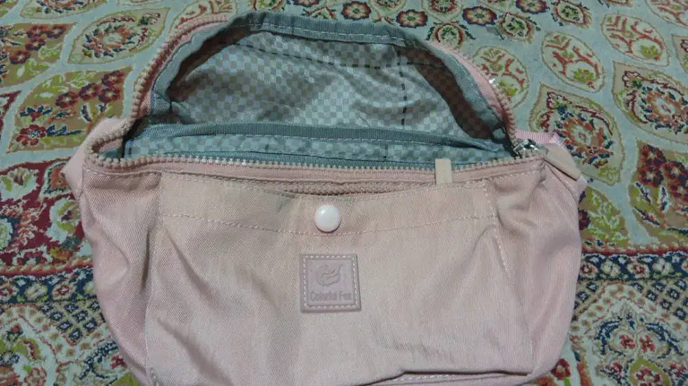 Tas pinggang pink