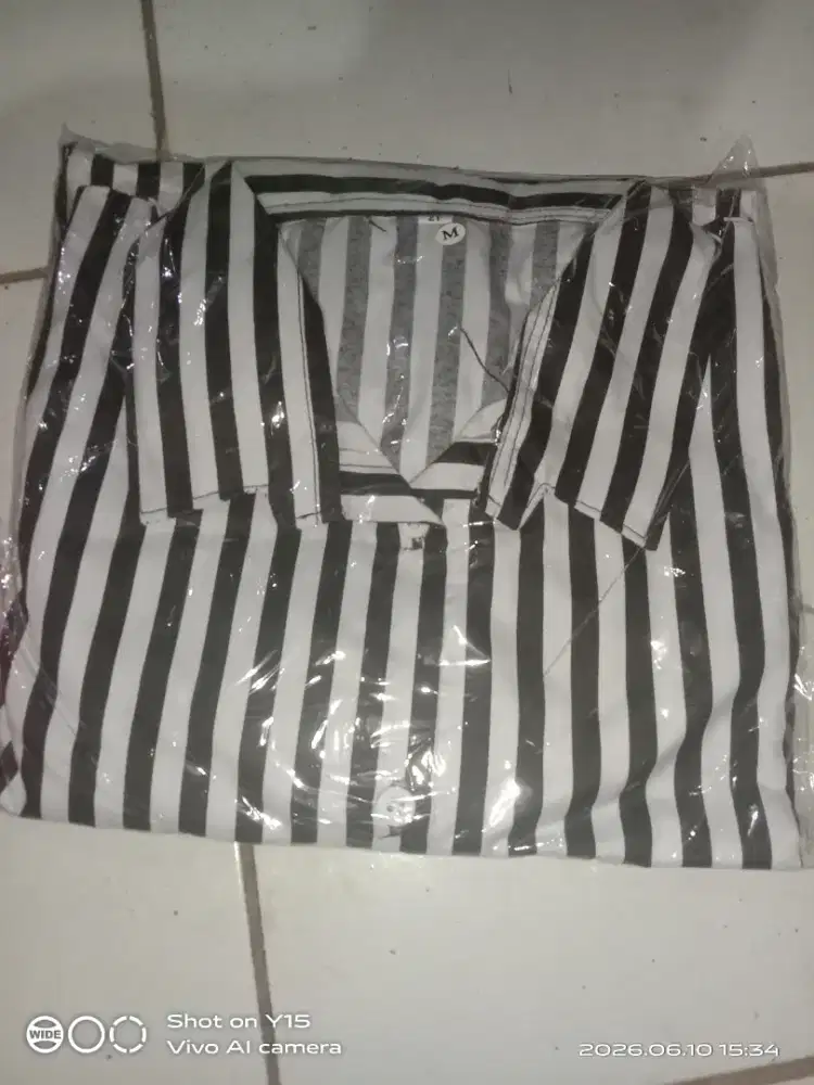 KEMEJA BERGARIS WANITA