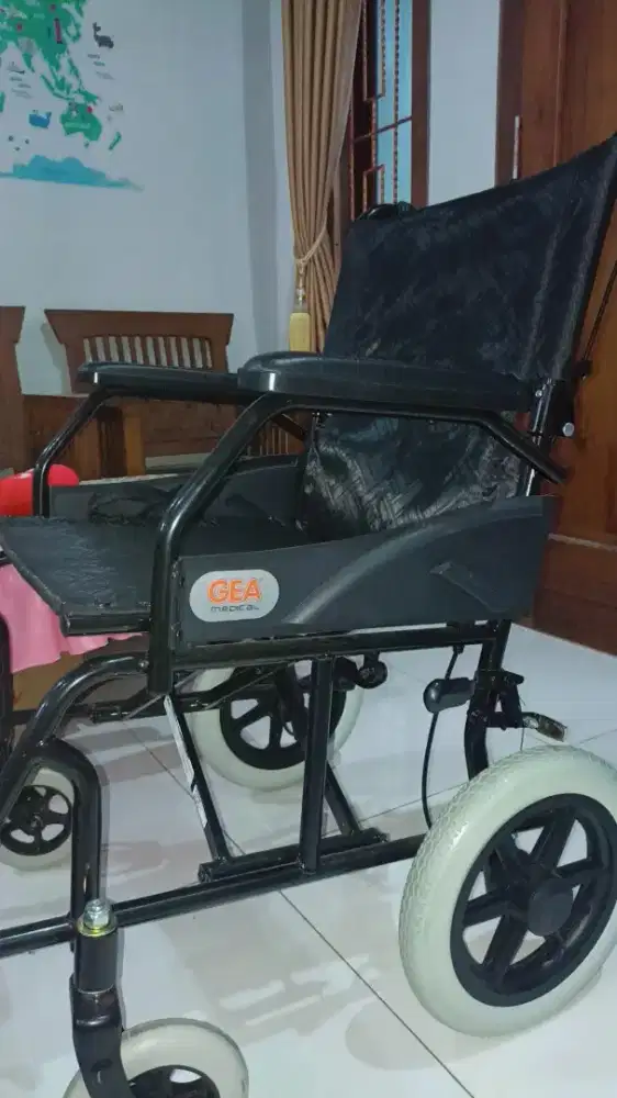 Kursi Roda Traveling Gea FS 868