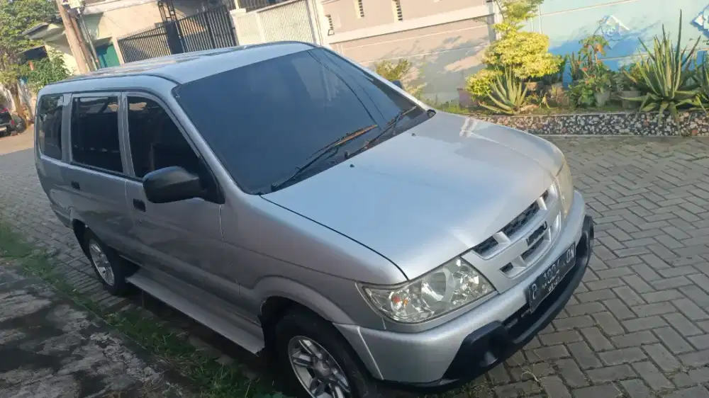 Isuzu Panther LV Turbo AC Double Power Window 2007