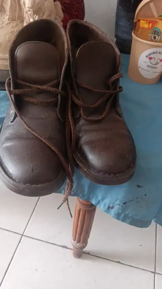 CLARKS brown leather