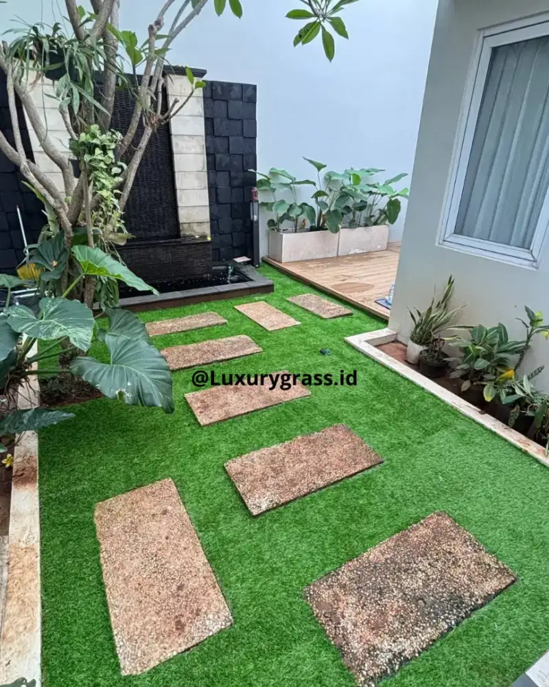 Rumput Sintetis Premium Tebal & Lembut Cocok untuk Taman Rumah