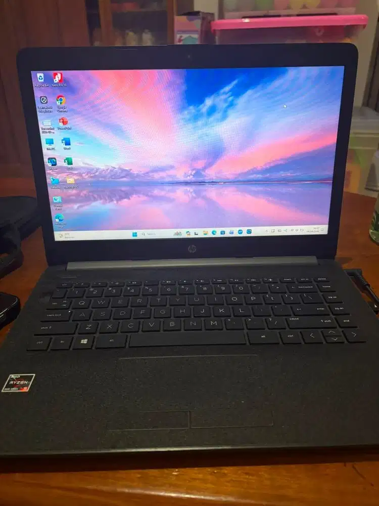 LAPTOP HP 14 RAM 8 GB RYZEN 5