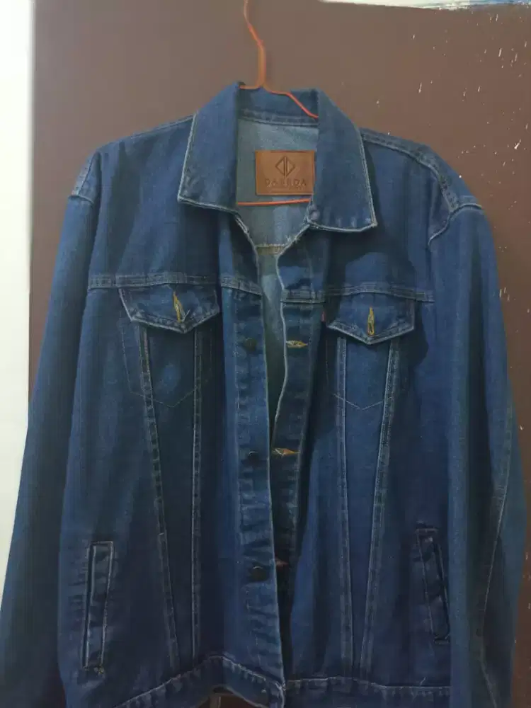 JAKET JEANS MERK DABEDA