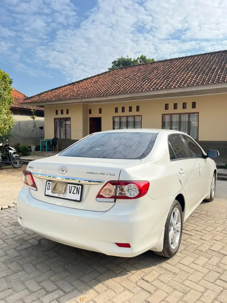 Toyota Corolla Altis 2013 Bensin