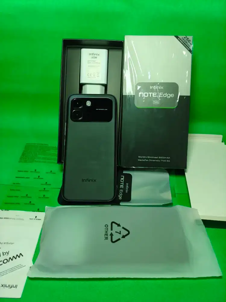 Infinix Note Edge 5G 8/256GB Hitam