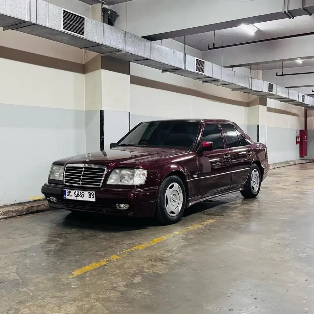 Mercedes-Benz E220 1994