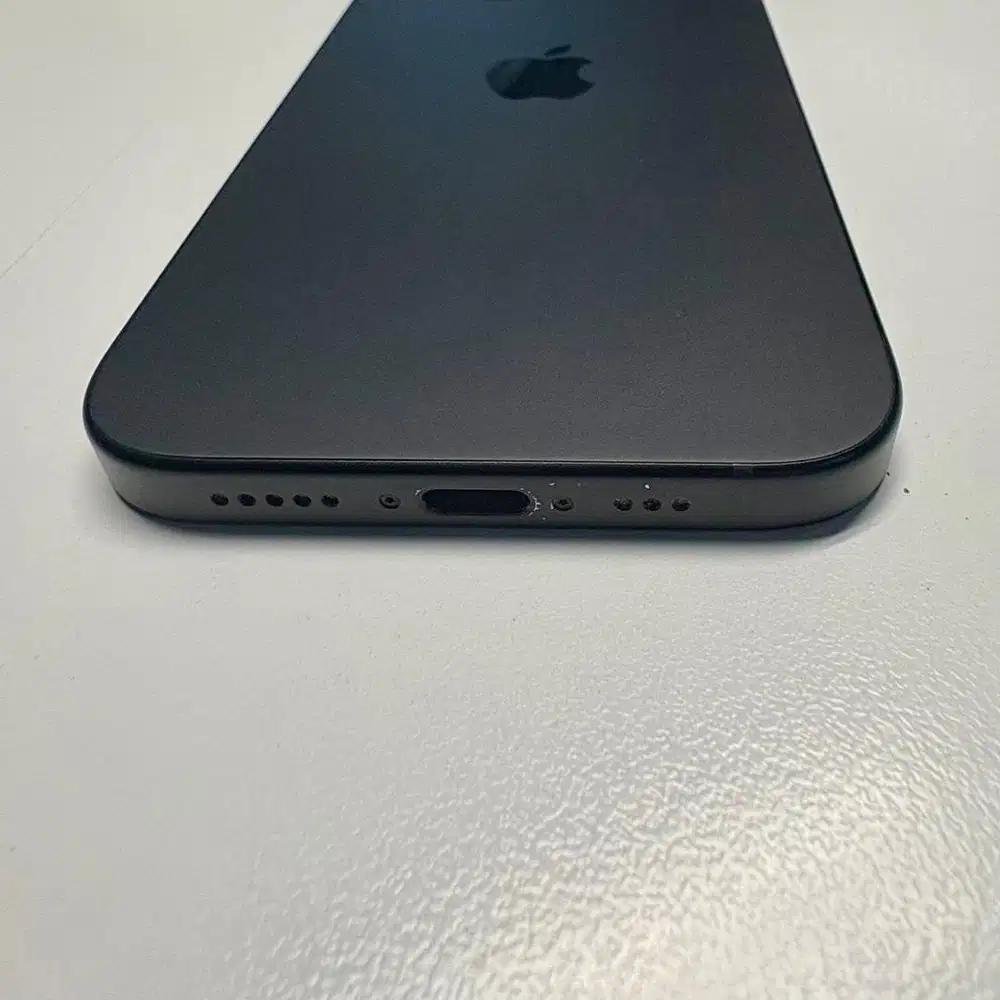 iPhone 15 128 GB second