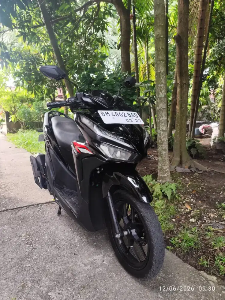 Si ganteng tampil yg lain mundur dulu