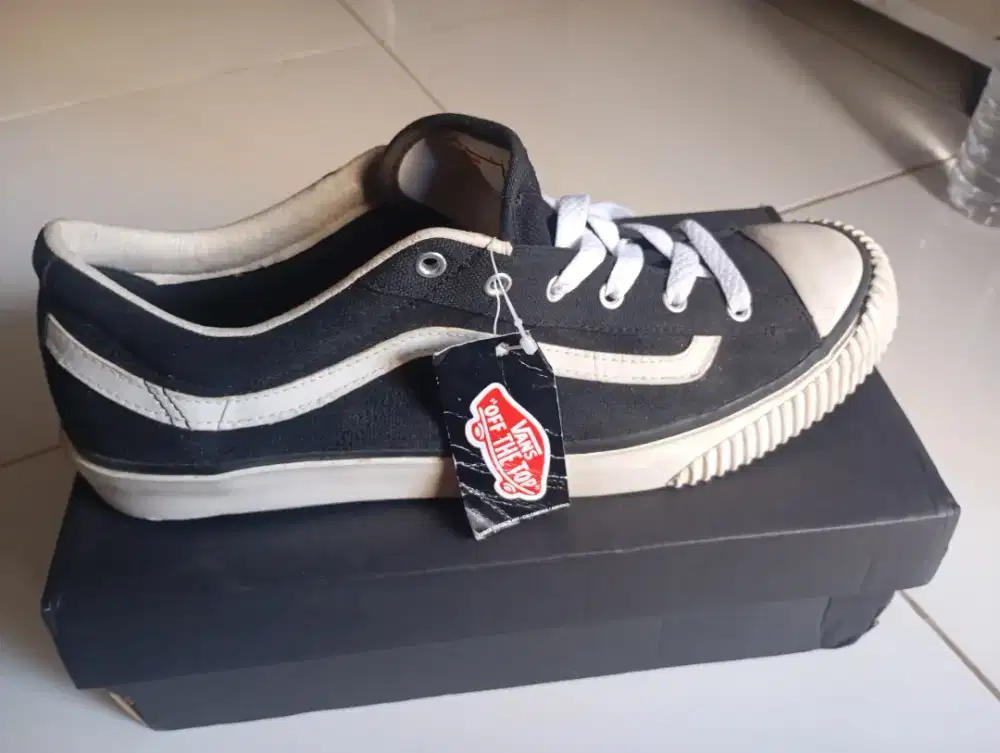 Vans Casual size 44 lengkap box