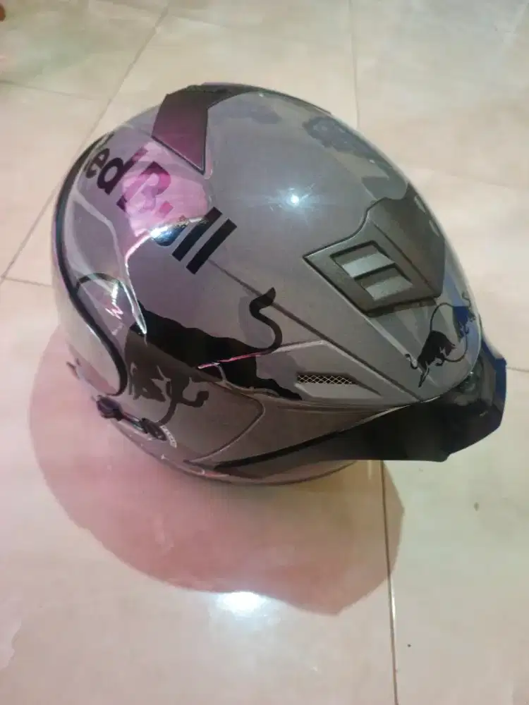 Helm G2 red bull, ganteng.simpanan