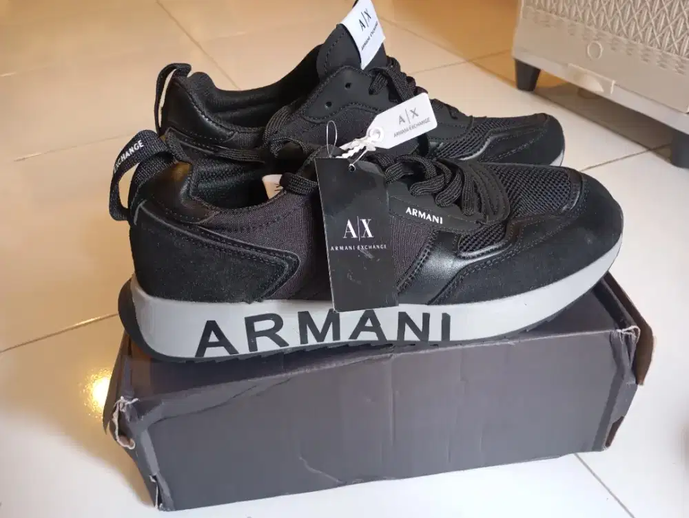 Sepatu Casual size 44 Hitam