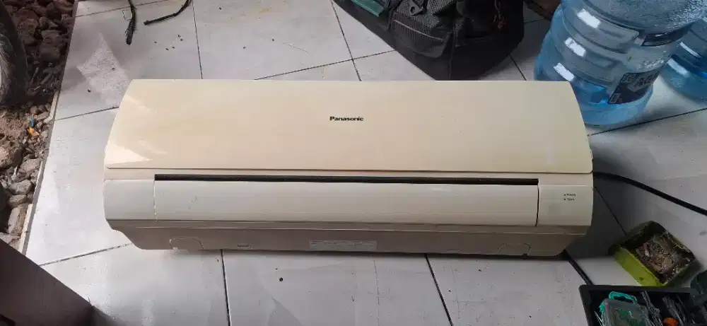 Indoor ac panasonic 1.5pk masih normal