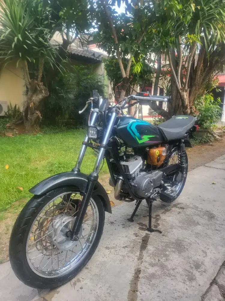 Yamaha RXS Spesial Up RX King 1992 Hitam