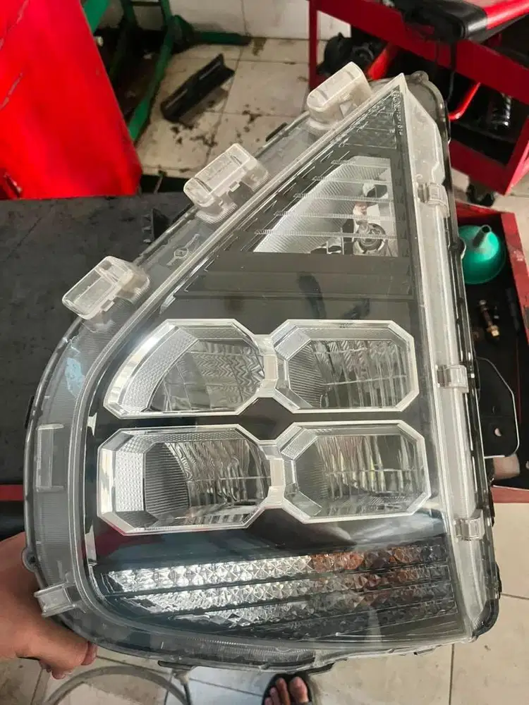 Headlamp Hyundai Stagizer Tipe Tertinggi (LED)