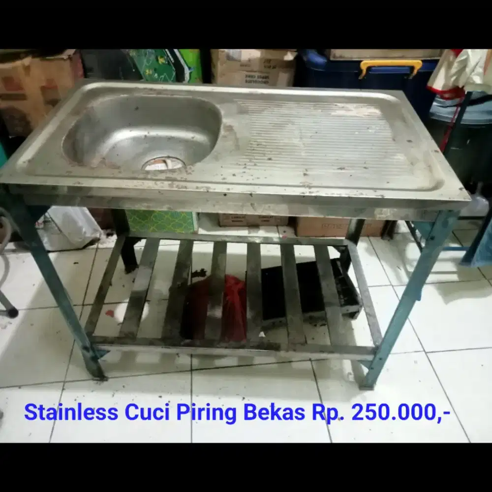 Stainless Cuci Piring Bekas