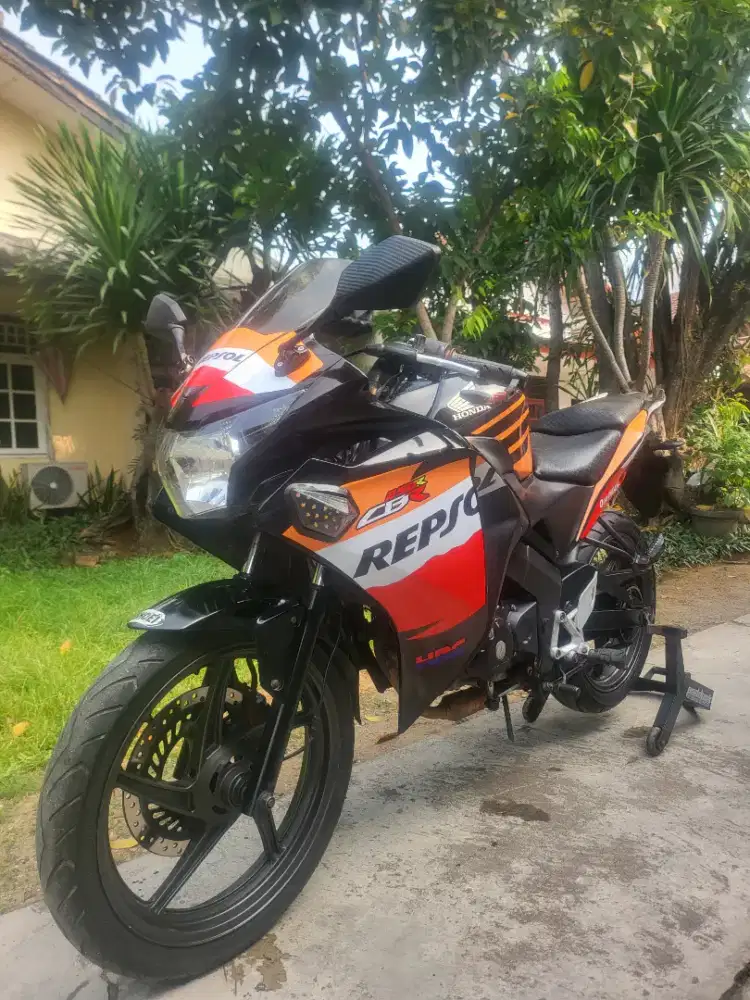 Honda CBR 150R CBU 2013 Surat Lengkap Siap Pakai